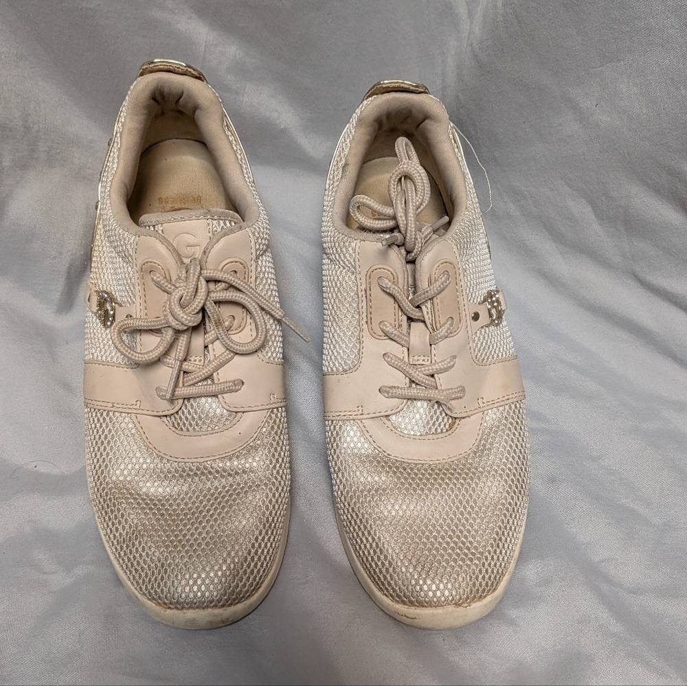 Stylish Women's Beige guess Sneakers